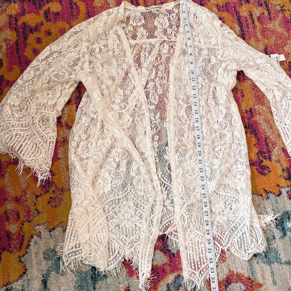 Wallflower Floral Lace Cardigan - Picture 5 of 6